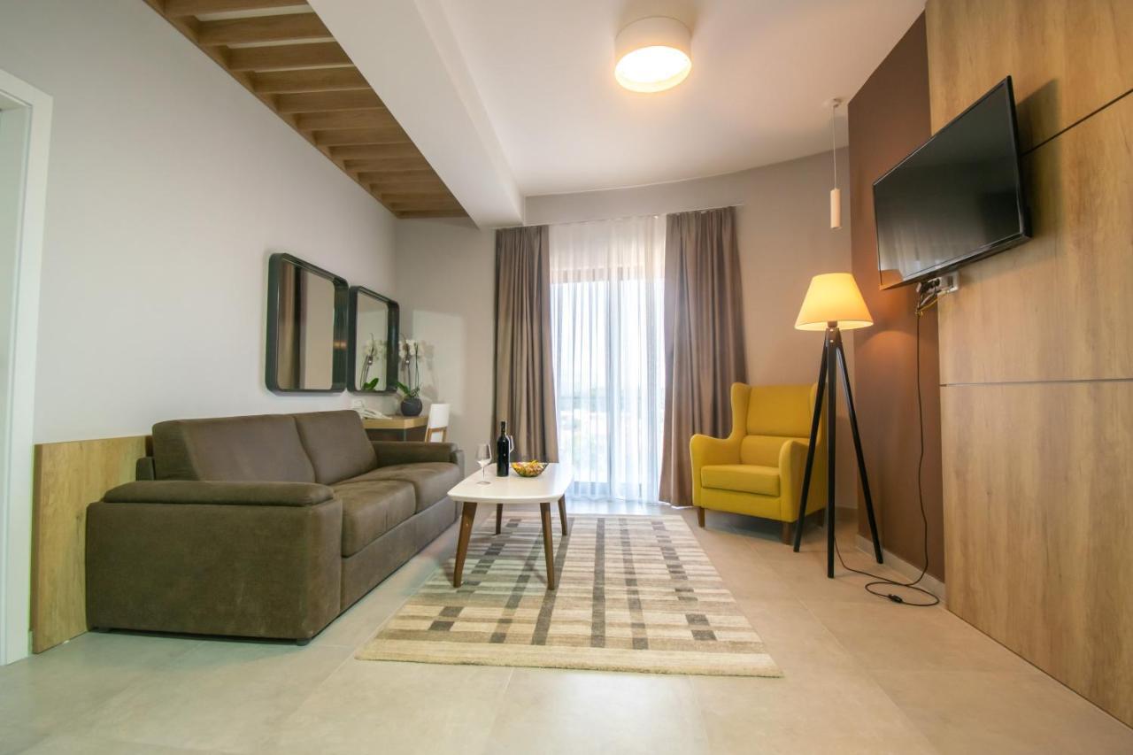 Hotel Hills Ούλτσιν Εξωτερικό φωτογραφία