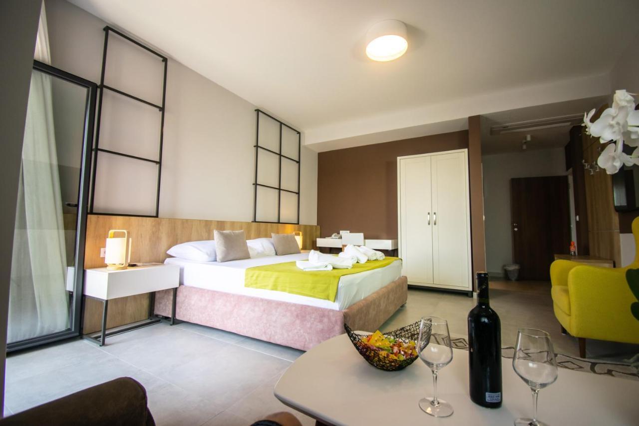 Hotel Hills Ούλτσιν Εξωτερικό φωτογραφία