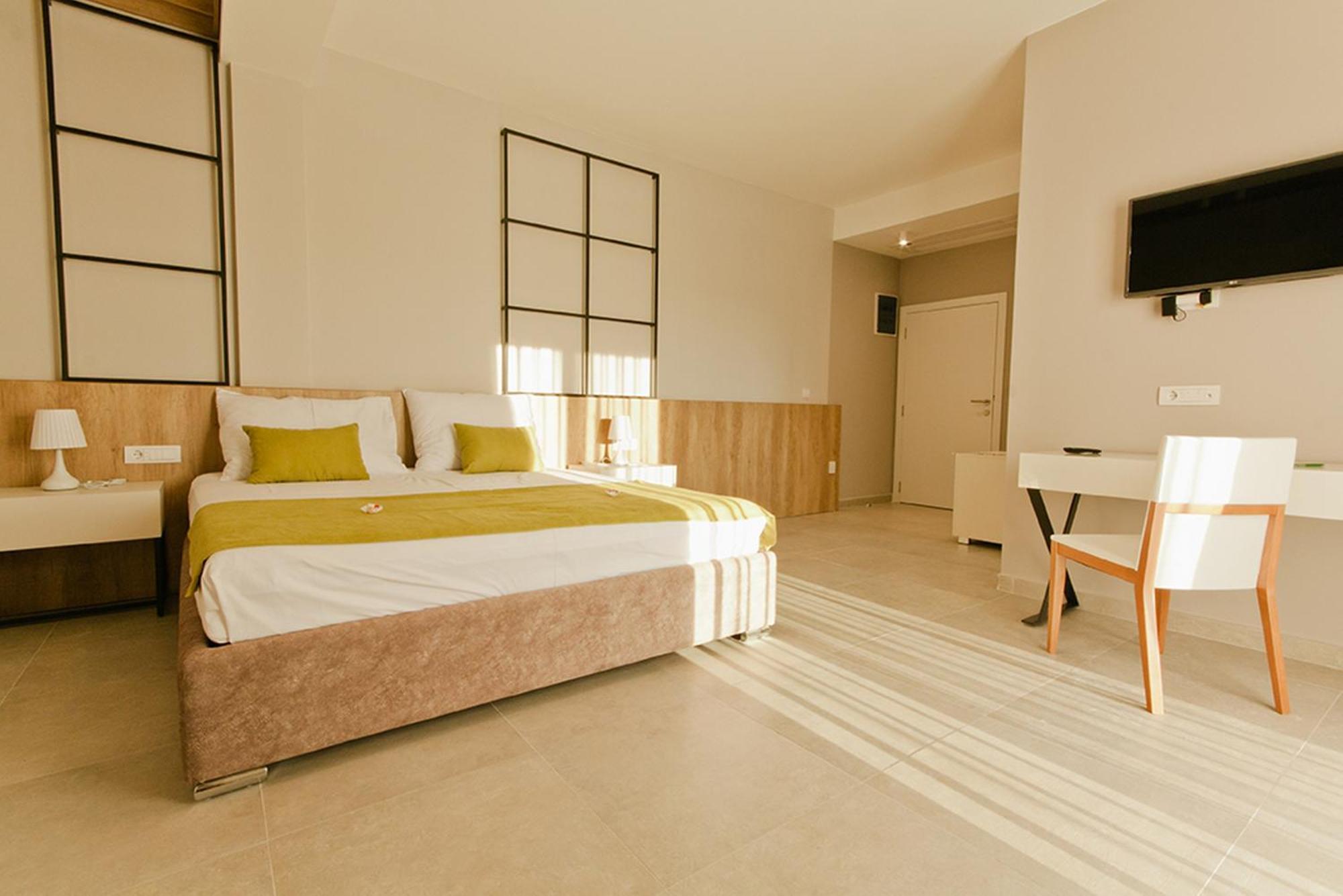 Hotel Hills Ούλτσιν Δωμάτιο φωτογραφία