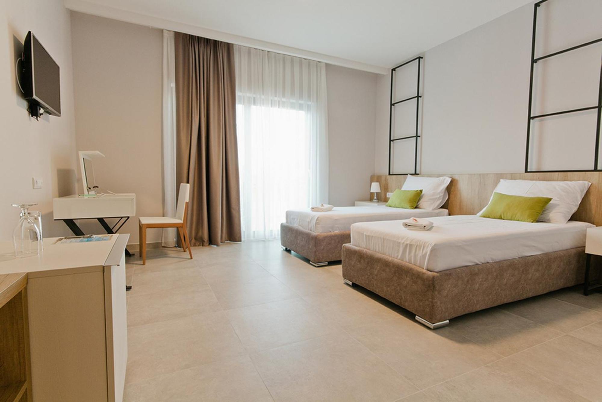 Hotel Hills Ούλτσιν Δωμάτιο φωτογραφία